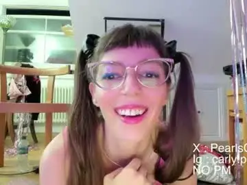 Chaturbate Free Porn Cam of carlypearls