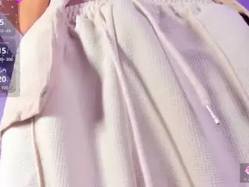 Chaturbate Nude Webcam of diamondss_1