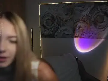 Chaturbate Live Sex Cam of lovelygracee