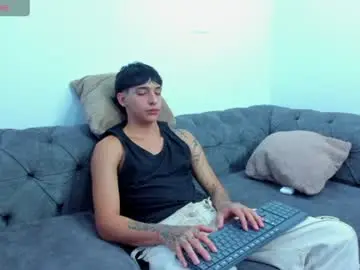 Chaturbate Live Porn of kroywave