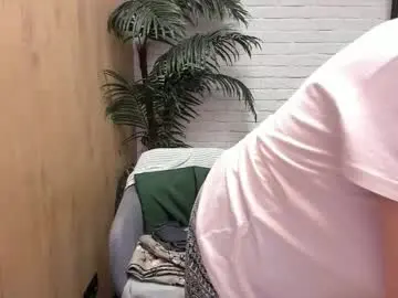 Chaturbate Nude Webcam of lindahottie
