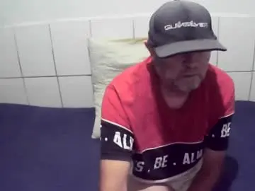 Chaturbate Free Porn Cam of augustopierdona26