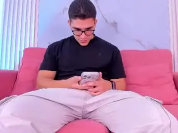 Chaturbate Live Sex Cam of jeffdaltton