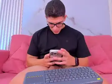 Chaturbate Nude Webcam of jeffdaltton
