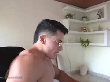 Chaturbate Watch Live Sex Cams of maximohoot