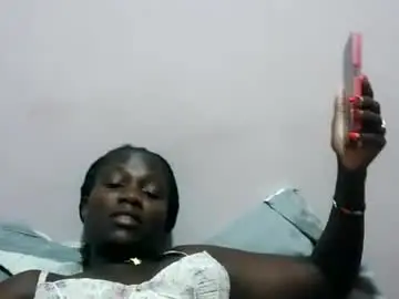 Chaturbate Live Sex Cam of squirtypussie