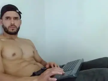 Chaturbate Sex Cam of noah_jhonsonn
