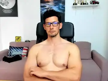 Chaturbate Watch Live Sex Cams of brutusk1
