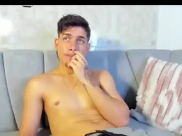 Chaturbate Free Porn Cam of leandro_cooper