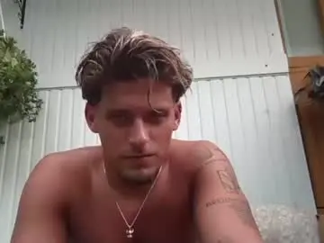 Chaturbate Watch Live Sex Cams of roberto_twink1