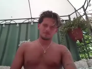 Chaturbate Adult Webcams of roberto_twink1