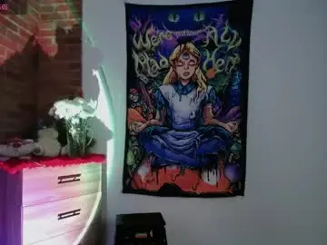 Chaturbate Sex Chat of maliceinwonderland25