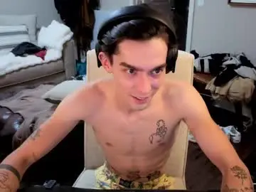 Chaturbate Free Porn Cam of str8whiteboy21