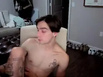 Chaturbate Free Porn Cam of str8whiteboy21