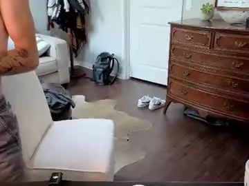 Chaturbate Live Sex Cam of str8whiteboy21