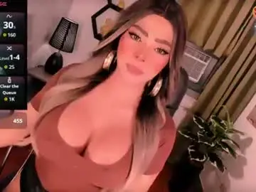 Chaturbate Free Porn Cam of xjackiehugesuckerx