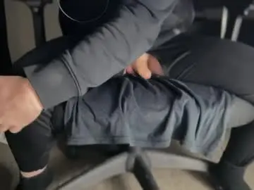 Chaturbate Live Sex Cam of lilbenny05