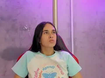 Chaturbate Live Sex Cam of alice__susan