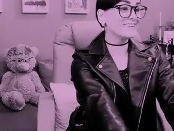 Chaturbate Sex Cam of chantallovely