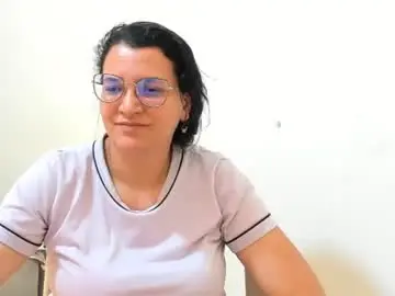 Chaturbate Live Sex Cam of marilyn_garcia