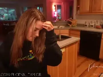 Chaturbate Free Porn Cam of phoenix_taylor