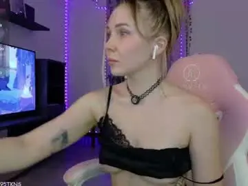 Chaturbate Watch Live Sex Cams of xxxhoneyxx