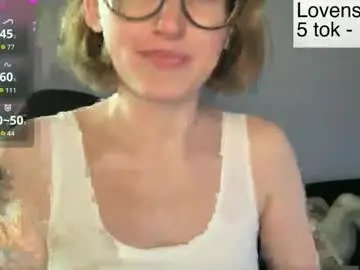 Chaturbate Live Sex Cam of sexy_sweets