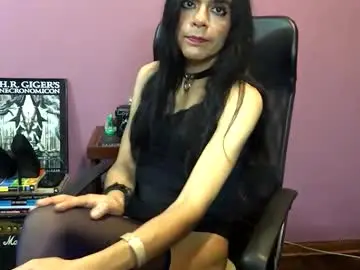 Chaturbate Watch Live Sex Cams of cristinadickclit