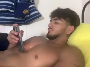 Chaturbate Free Porn Cam of avamo2