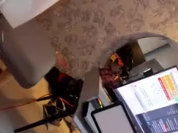 Chaturbate Live Sex Cam of miia_velvet_