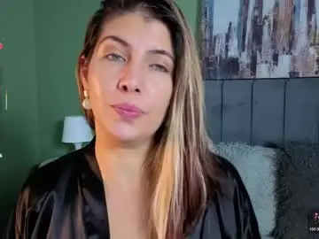 Chaturbate Live Sex Cam of scarlett_moore_