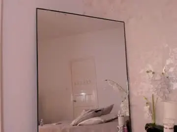 Chaturbate Watch Live Sex Cams of ari_wilde