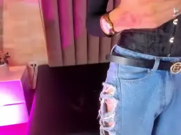 Chaturbate Sex Cam of nhico_salazar