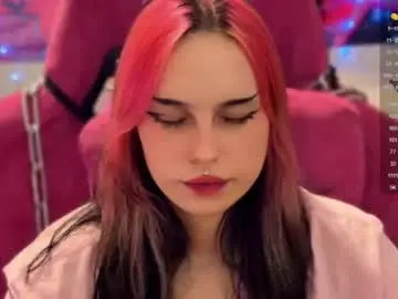 Chaturbate Free Porn Cam of pineapple_dope