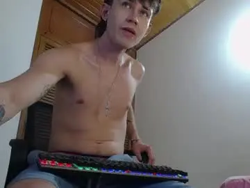 Chaturbate Sex Chat of michaeel_blue