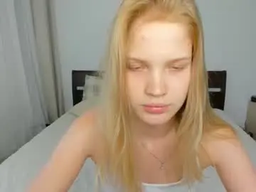 Chaturbate Sex Cam of xloe_queen