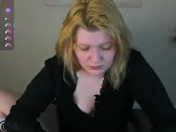 Chaturbate Live Sex Cam of polly__mayer