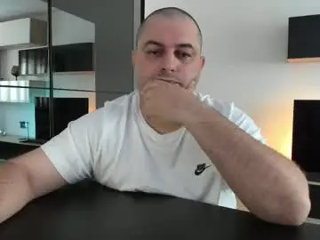 Chaturbate Live Sex Cam of dravenpeak