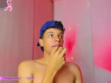 Chaturbate Adult Webcam of maxfrost1