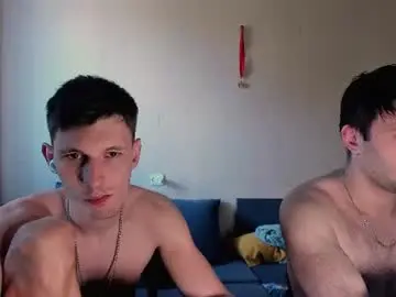 Chaturbate Sex Cam of kevin_hornyyy