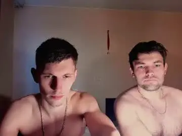 Chaturbate Free Porn Cam of kevin_hornyyy