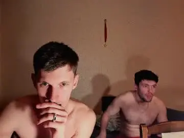 Chaturbate Live Porn of kevin_hornyyy