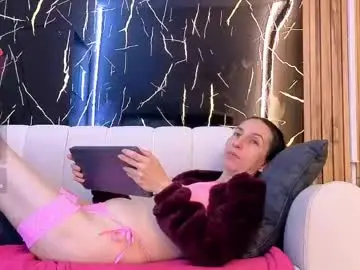 Chaturbate Watch Live Sex Cams of starlight_mature11_aws