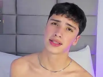 Chaturbate Best live sex cam show of joshclaarktt