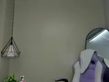 Chaturbate Live Porn of alina_valmont
