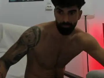 Chaturbate Live Sex Cam of cuteeboy