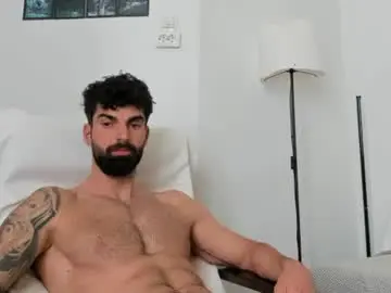 Chaturbate Live Porn of cuteeboy