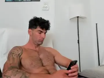 Chaturbate Live Sex Cam of cuteeboy