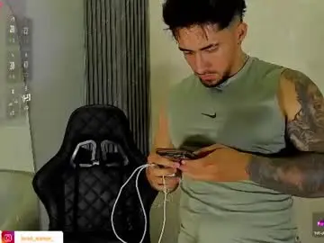 Chaturbate Free Porn Cam of brad_summer