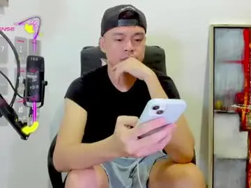 Chaturbate Watch Live Sex Cams of clarkyplaze